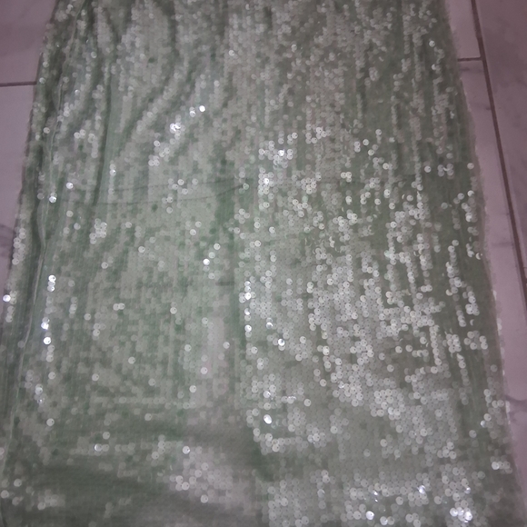 Eloquii Shimmering Green Sequin Pencil Skirt - Picture 3 of 11